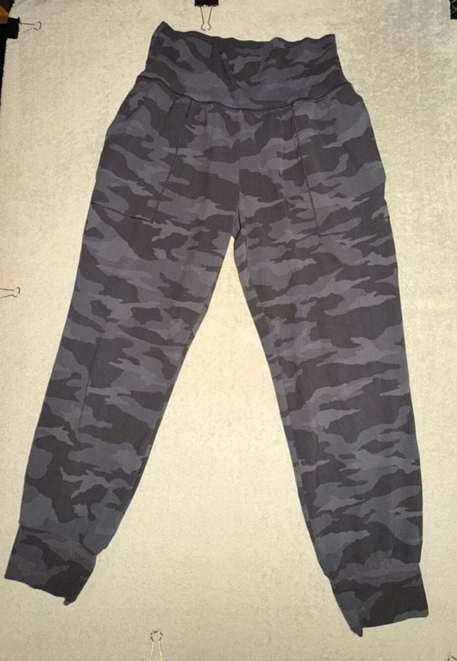 Athleta Salutation Jogger Gray Camo Joggers Small